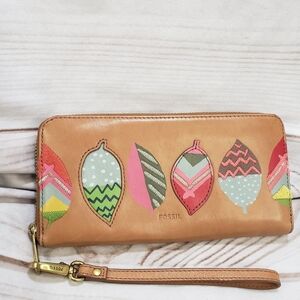 Fossil Boho Fall Leaves Camel Brown Leather Zip Wallet Wristlet READ 8" 2016